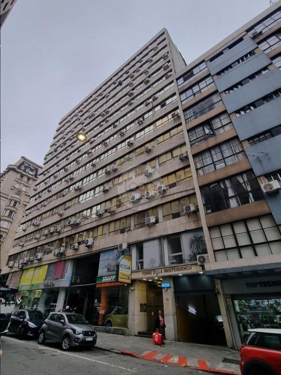 OPORTUNIDAD. Venta Oficina con renta Centro