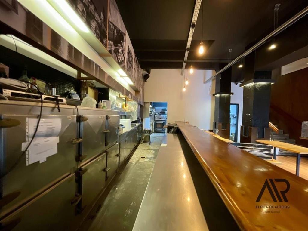 Venta De Local Comercial En Plaza Independencia Con Renta