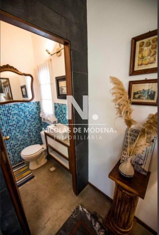 En venta hermosa y espaciosa casa en Solanas, de