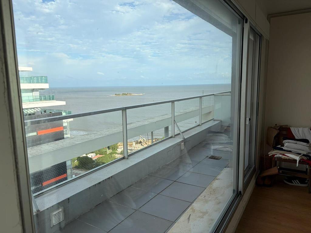 Alquiler Apartamento Penthouse Dúplex en Malvin Hermosa Vis