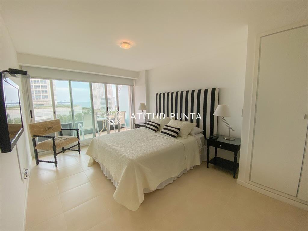 Apartamento en Mansa, 3 dormitorios