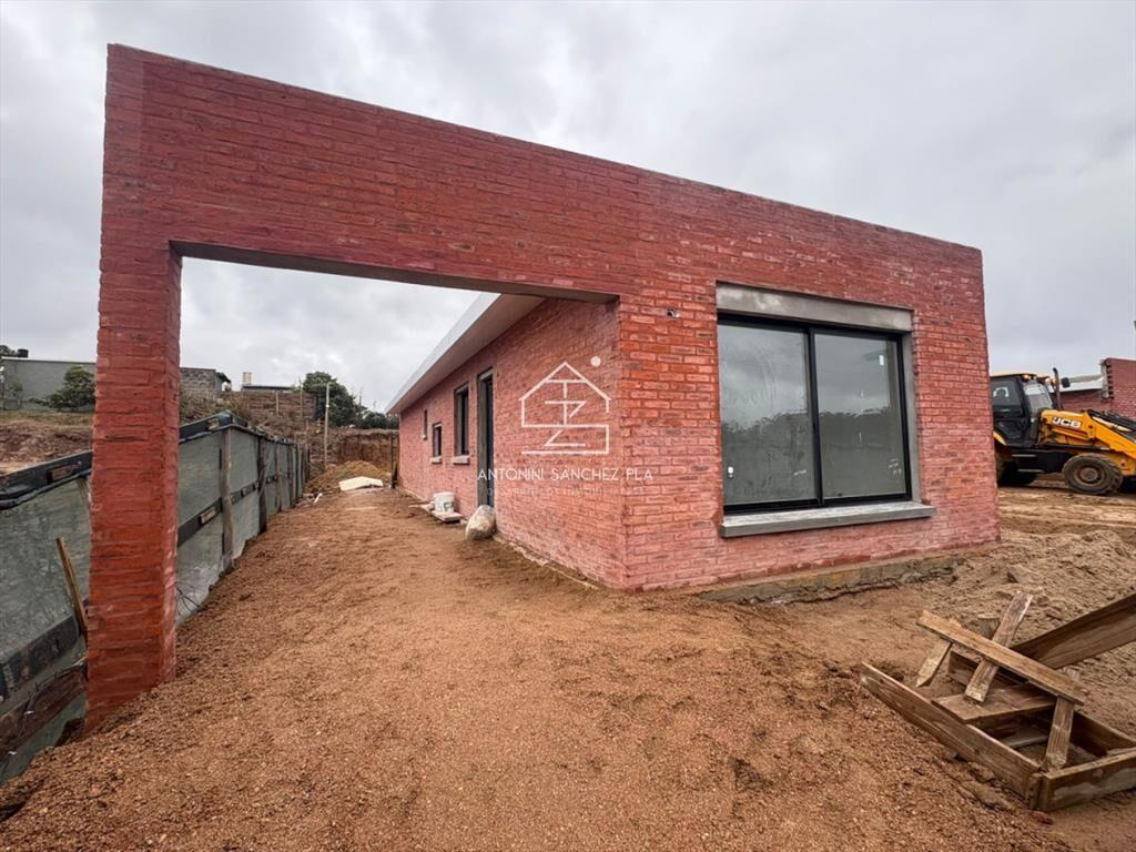 Casa a estrenar 3 dormitorios Pinares