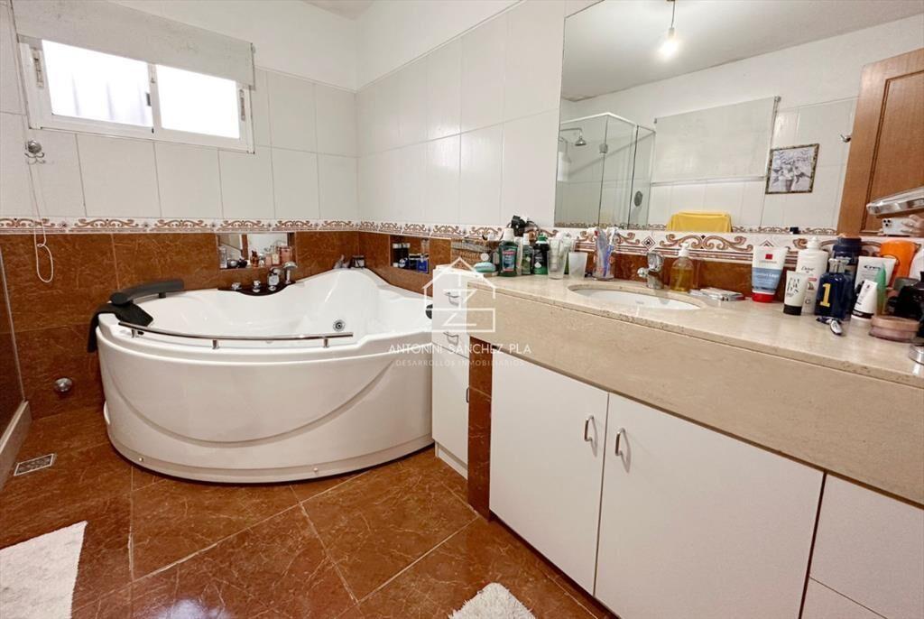 Venta casa 4 dormitorios 3 baños Punta del Este