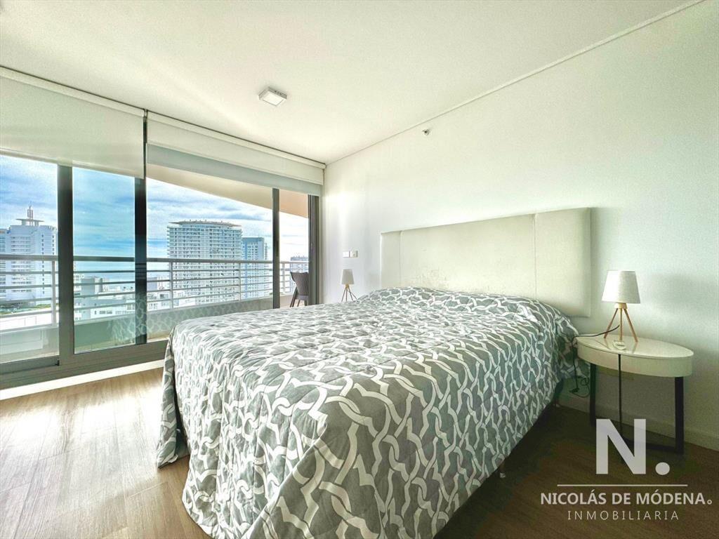 Alexander Boulevard en Venta de 2 Dormitorios con Vista al