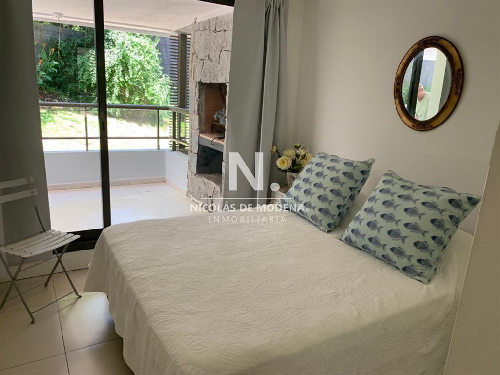Vende apartamento de 1 dormitorio y medio en San