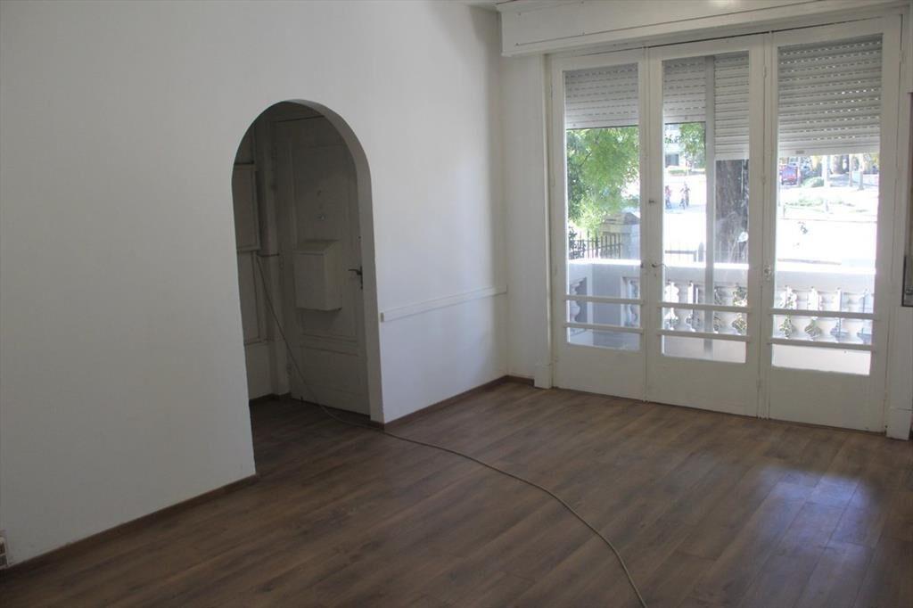 Venta Casa Residencia de Múltiples Oficinas Pocitos Montevi