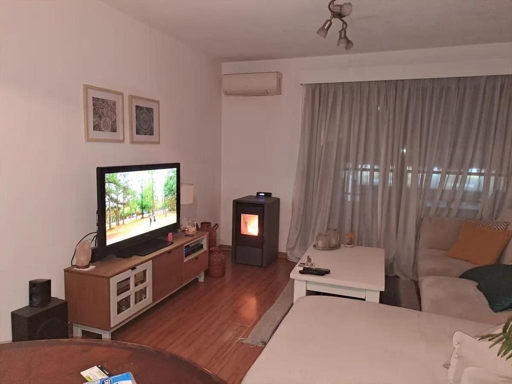 Apartamento en venta con renta , dos dormitorios con terraz