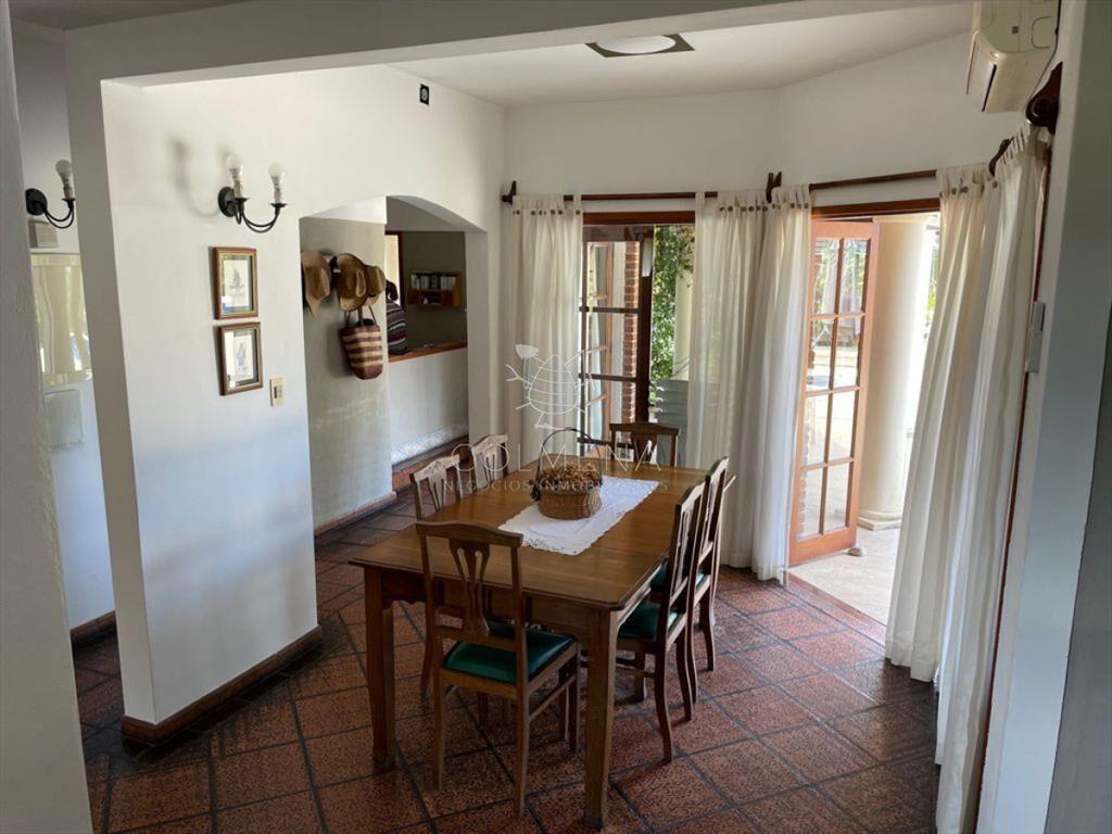 Casa a metros del mar
