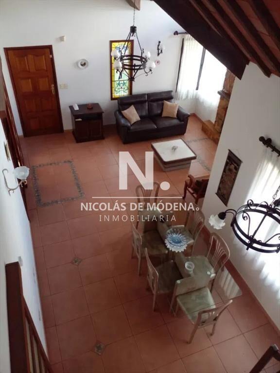 Impecable casa, comoda e iluminada con agradables