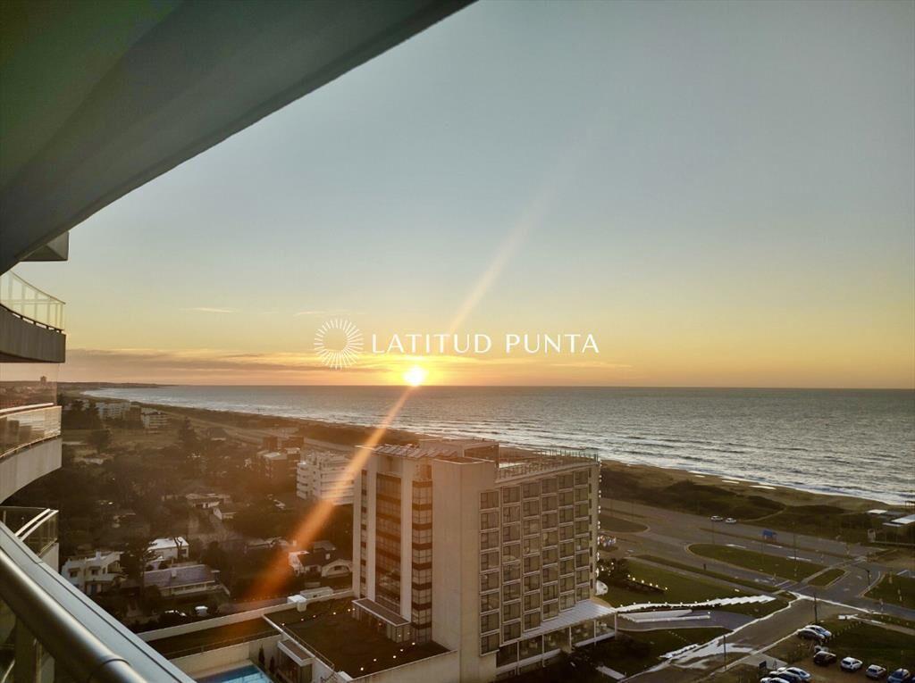 Piso alto en Brava