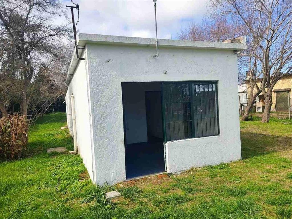 Alquiler Local Comercial con Amplio Terreno