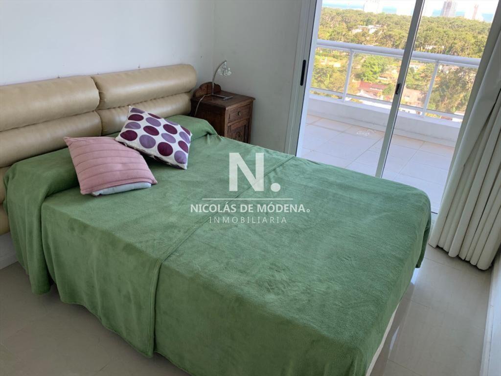Pent-House excelente en Ed. Jardines de Sierra