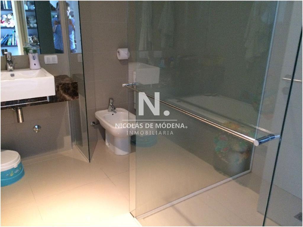 Vende gran departamento en Tiburon III, Punta del