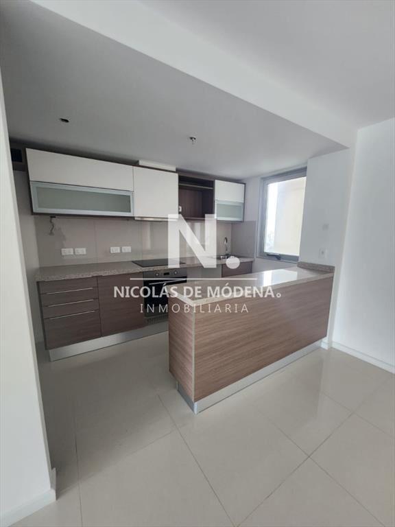 Apartamento de 3 dormitorios en Edificio Gala