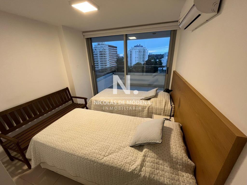 Apartamento en Venta de 3 dormitorios en Aidy ,