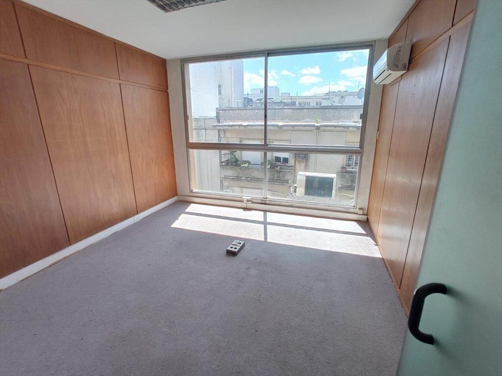 Apartamento -Apartamento en Ciudad Vieja, prox Plaza Zabala