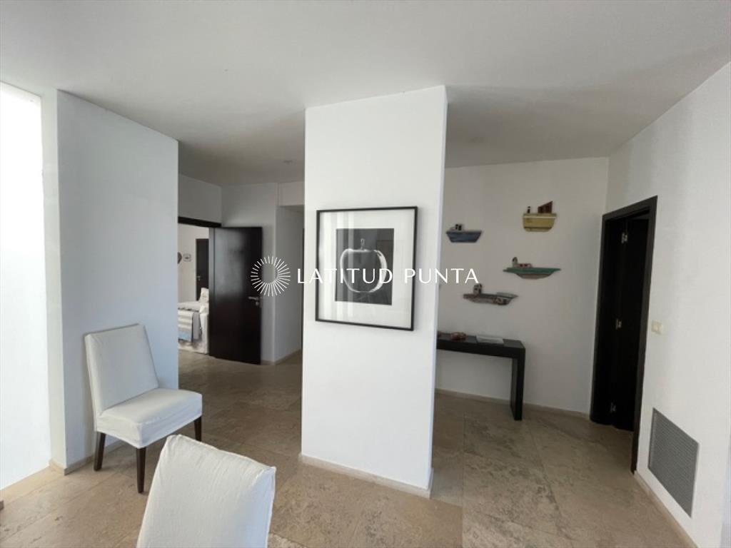 Apartamento en La Barra, 4 dormitorios