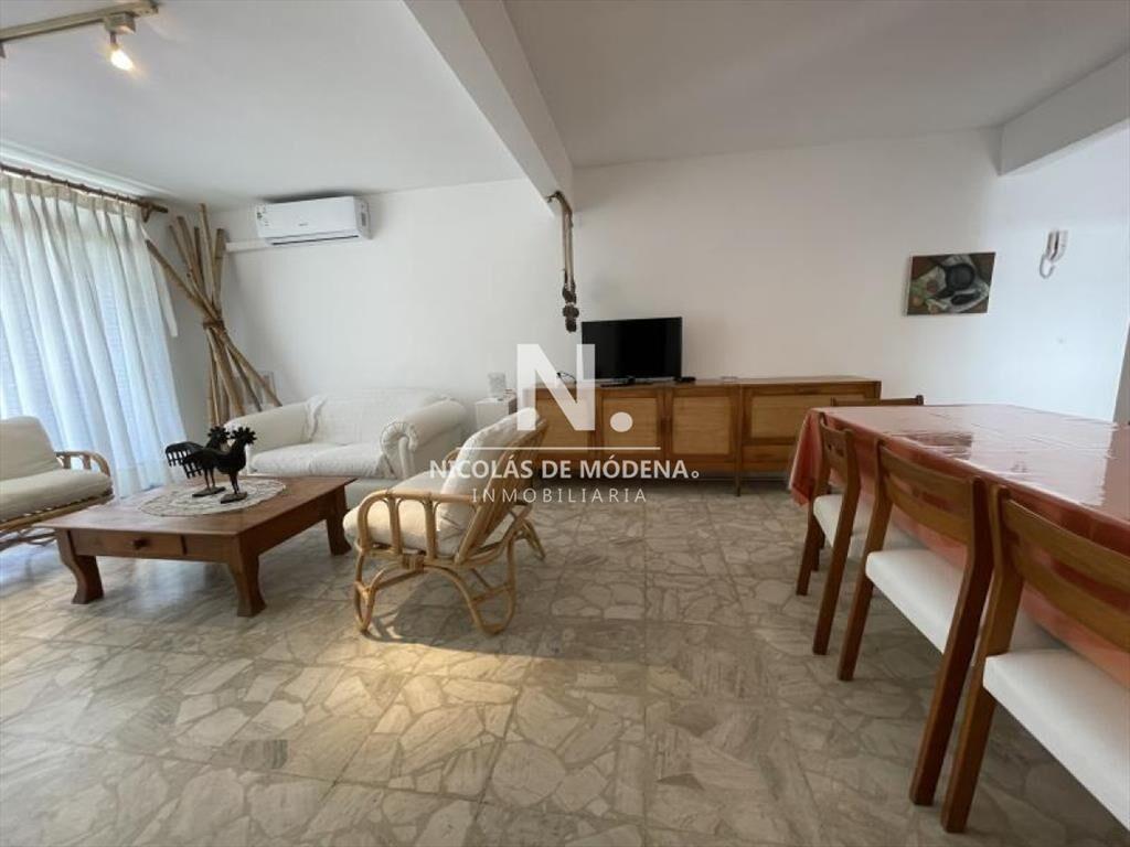 Apartamento en Venta de 2 dormitorios en , Punta