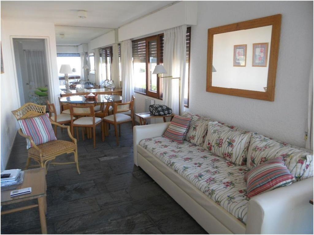 Apartamento frente a playa brava