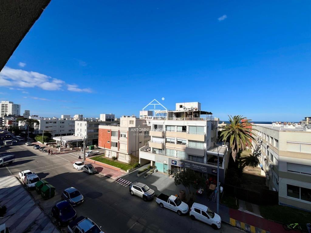 En venta apartamento en Peninsula de 3
