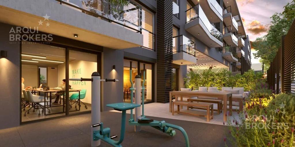 Venta de apartamento con renta de dos dormitorios en Tres C