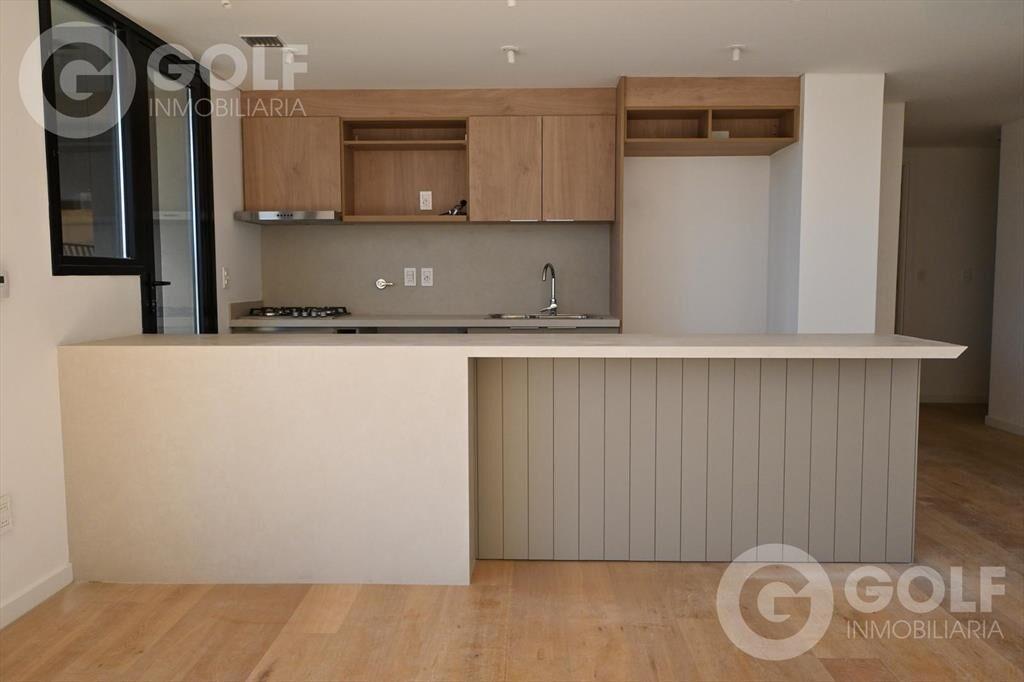 Alquiler de apartamento con 3 dormitorios y 2 cocheras simp