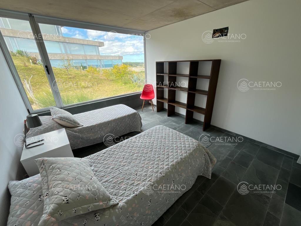 Alquiler anual o invernal apartamento 3 dormitorios Punta B