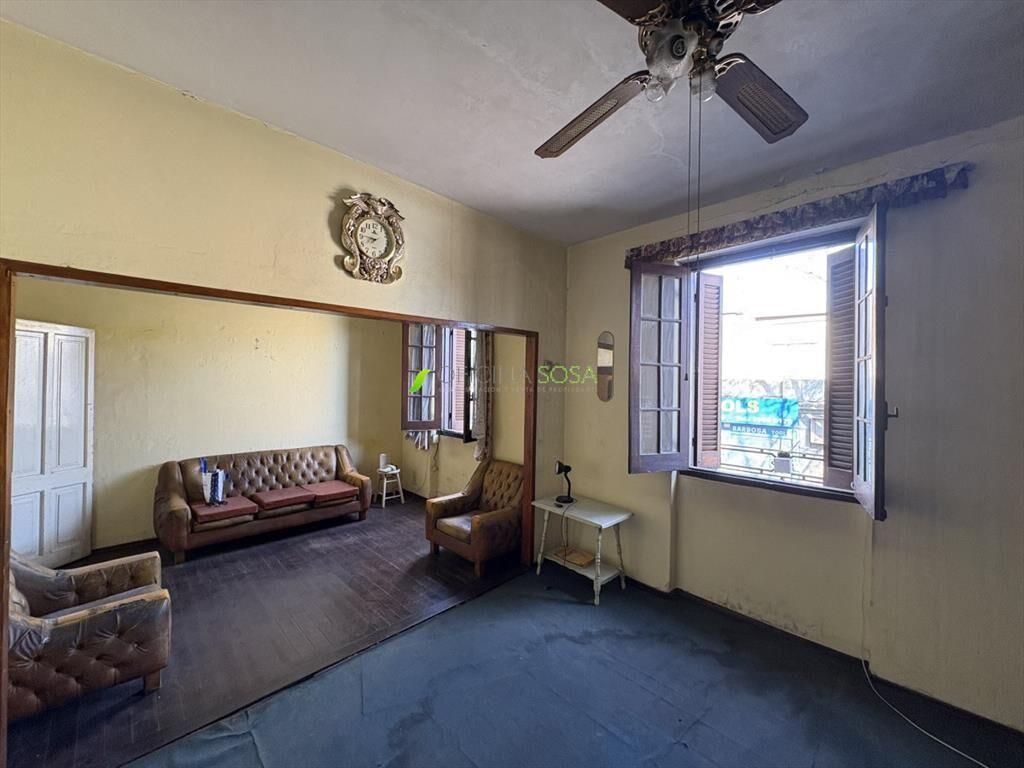 CASA Y 2 LOCALES EN RIO NEGRO ESQ. CERRO LARGO