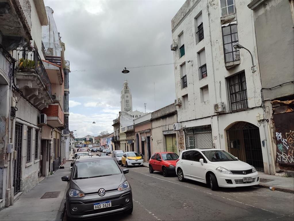 APARTAMENTO CIUDAD VIEJA 2 dormitorios Venta Montevideo