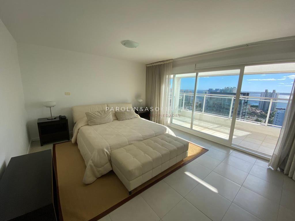 Apartamento en venta de 3 dormitorios en Tower,