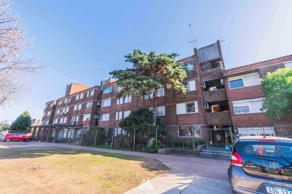VENTA APARTAMENTO 3 DORMITORIOS. LAS ACACIAS