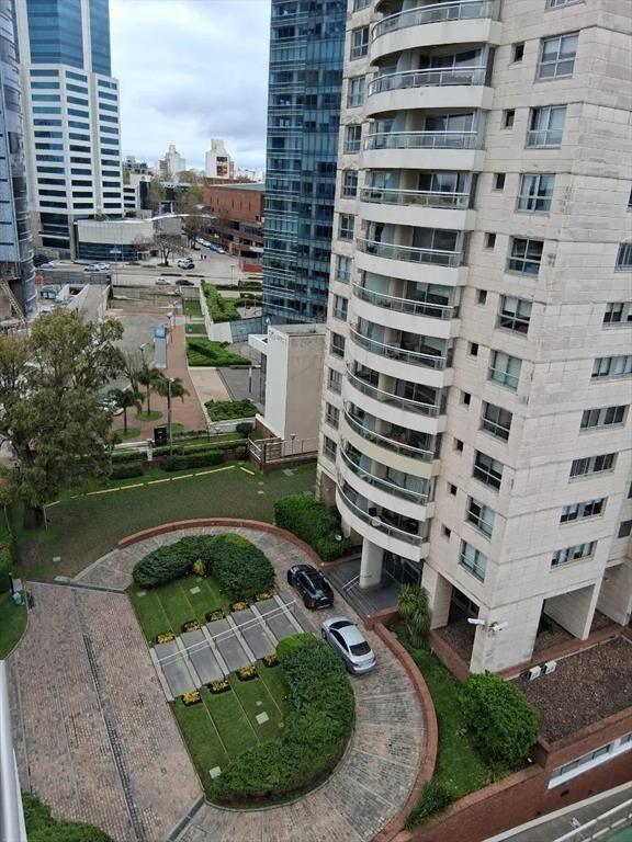 Apartamento en alquiler 2 dormitorios torres nauticas buceo