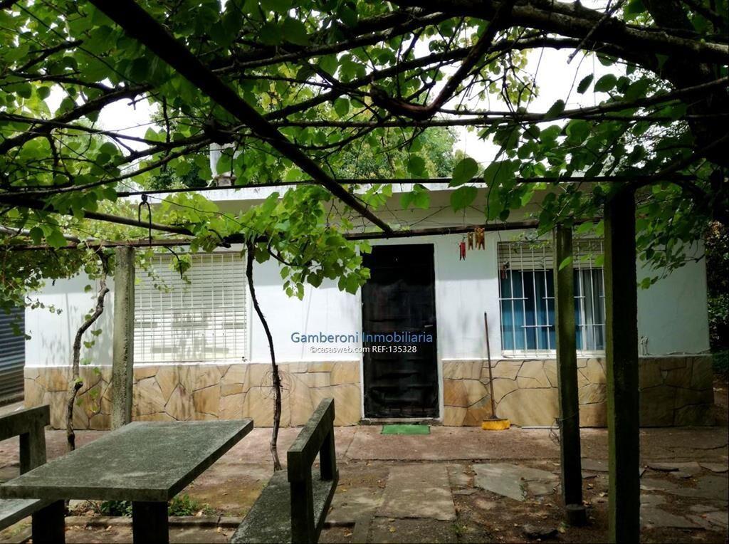 Casa en Venta en Barrio Lezica. Ideal como inversión.