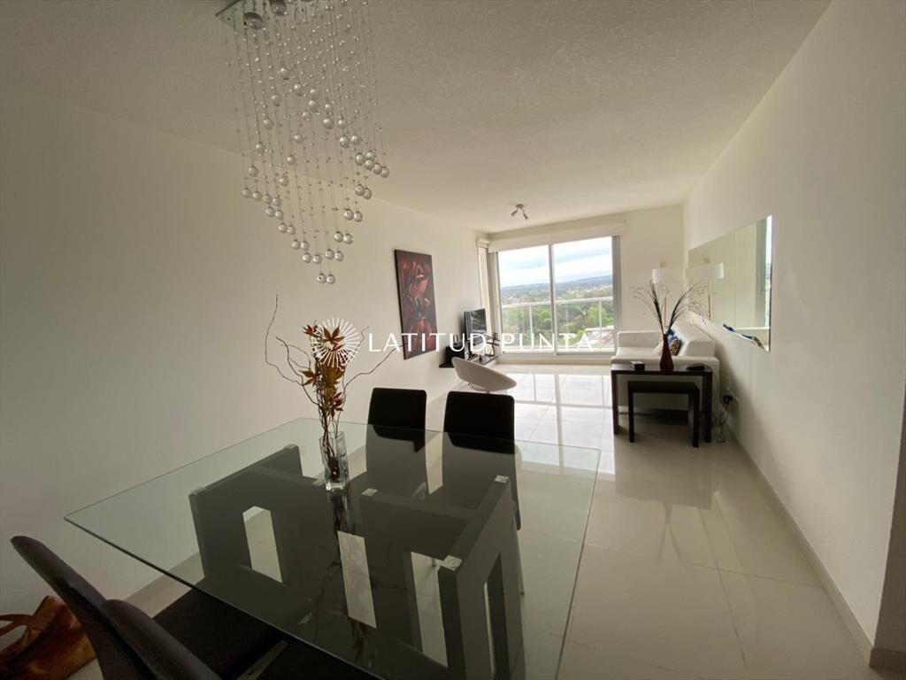 Apartamento con vista al mar