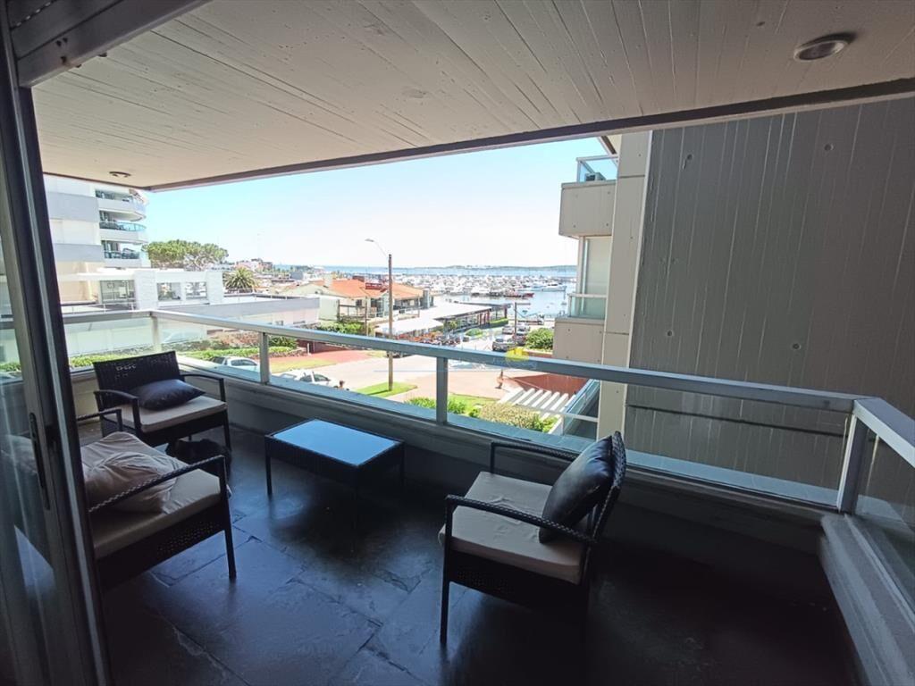 Apartamento en venta de 3 dormitorios en Punta ,