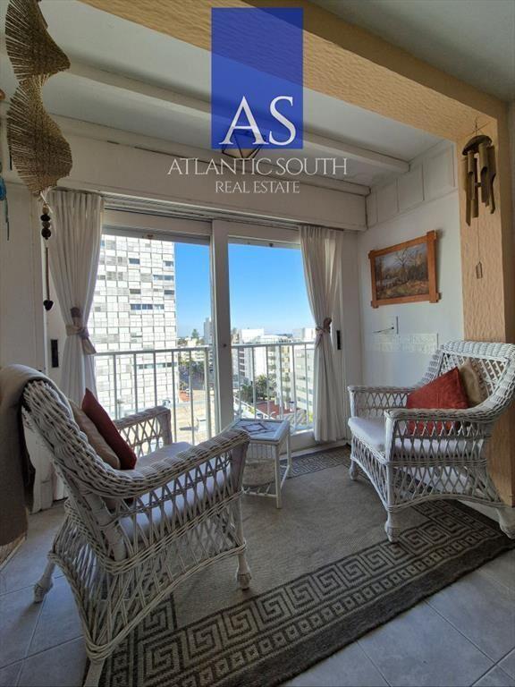Apartamento de 1 dormitorio con vista parcial al