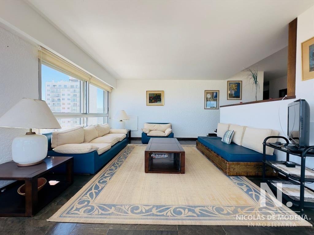 Apartamento de dos dormitorios en Punta del Este