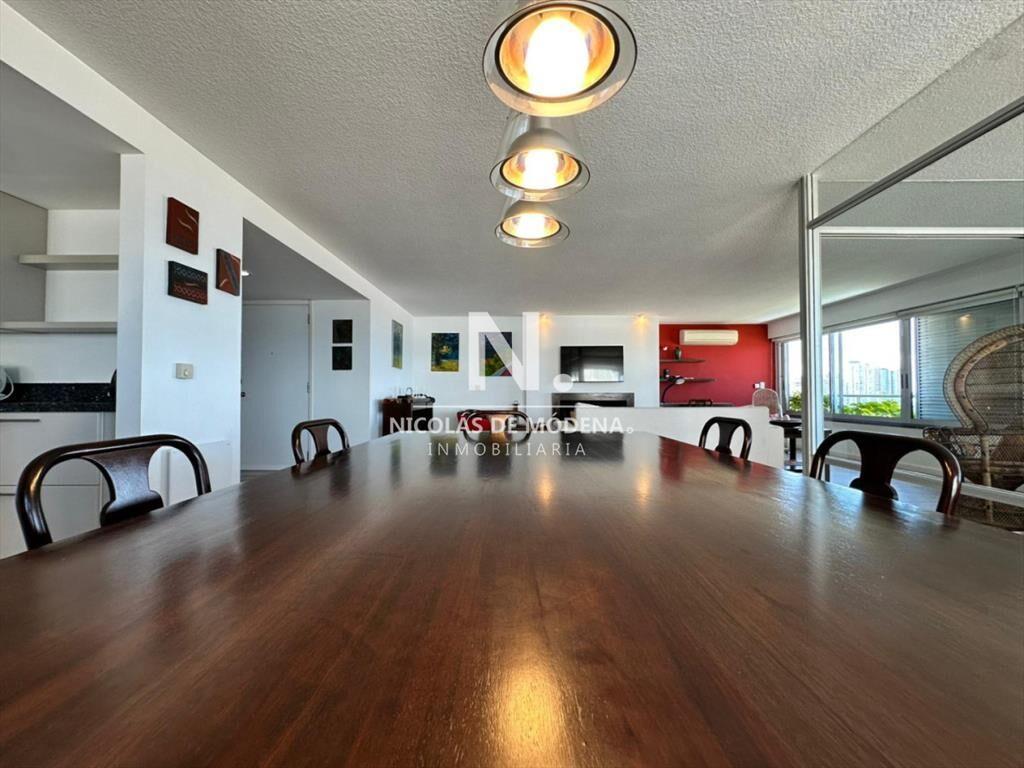 VENTA DE APARTAMENTO SOBRE PLAYA BRAVA
