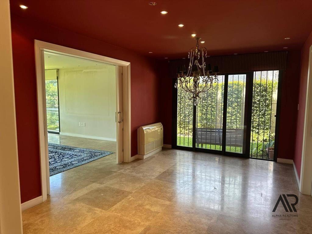 Apartamento en venta de 3 dormitorios c/ cochera en Carrasco