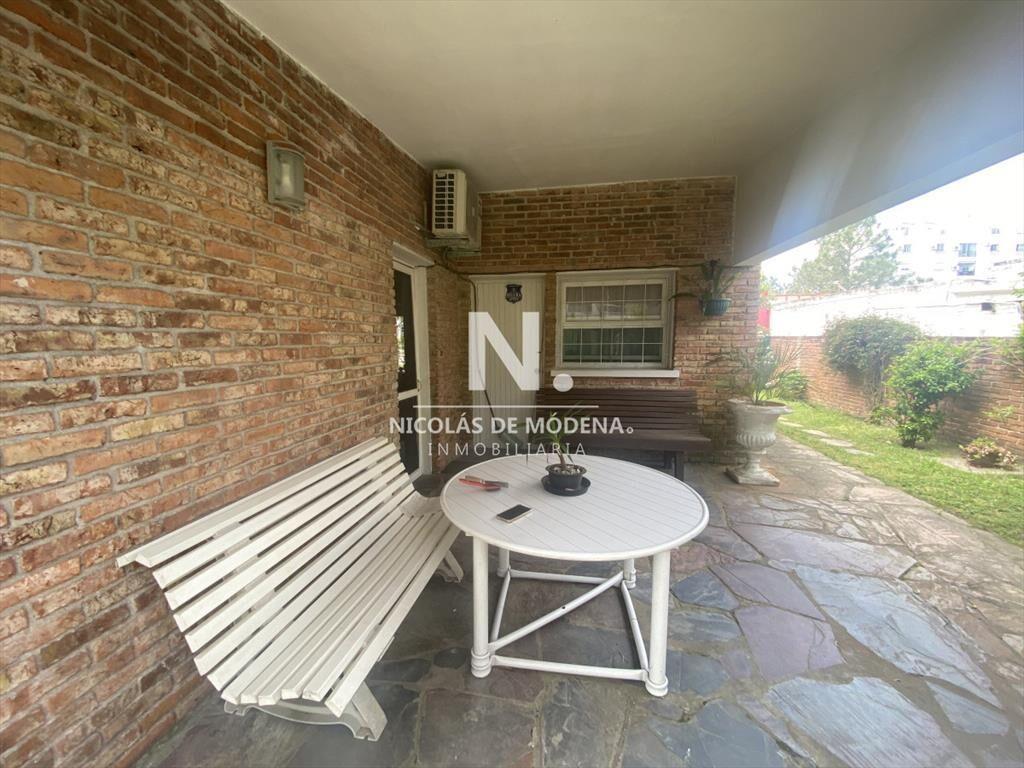 Venta Av Italia Pda 5 zona comercial casa local