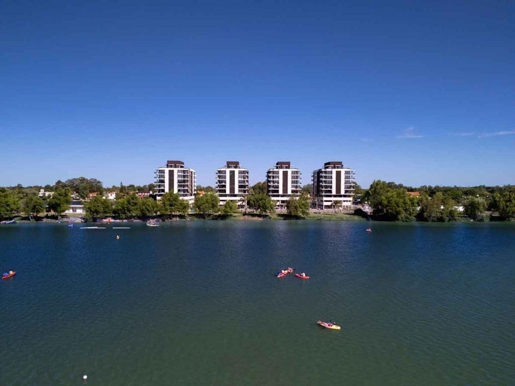 Venta apartamento 3 dormitorios en INTERLAGOS NOVO