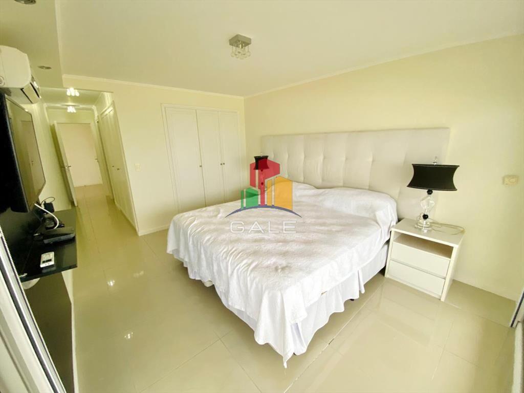 Apartamento en Brava, 4 dormitorios *