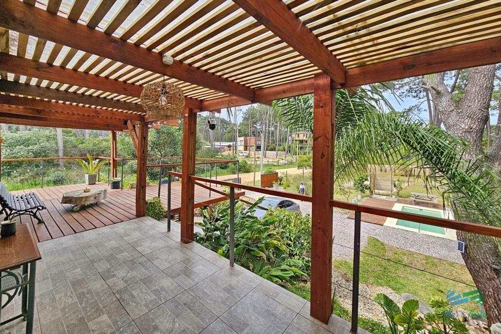 CASA DISPONIBLE TEMPORADA, 3 DORMITORIOs, PISCINA