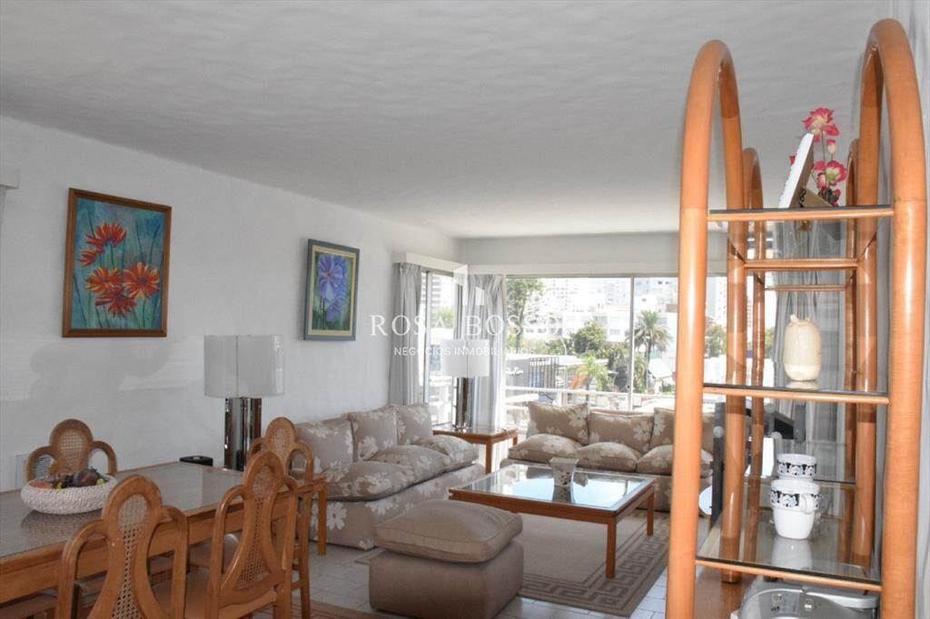 Apartamento en Peninsula, 3 dormitorios *