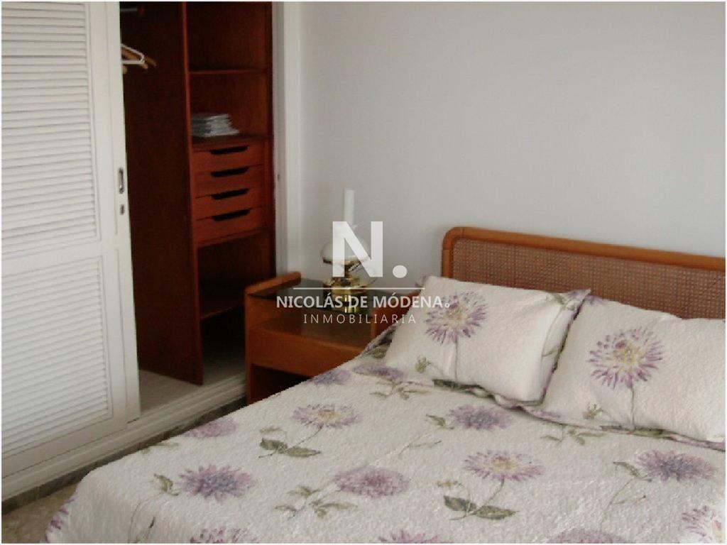 Venta apartamento en Playa Mansa 2 dormitorios