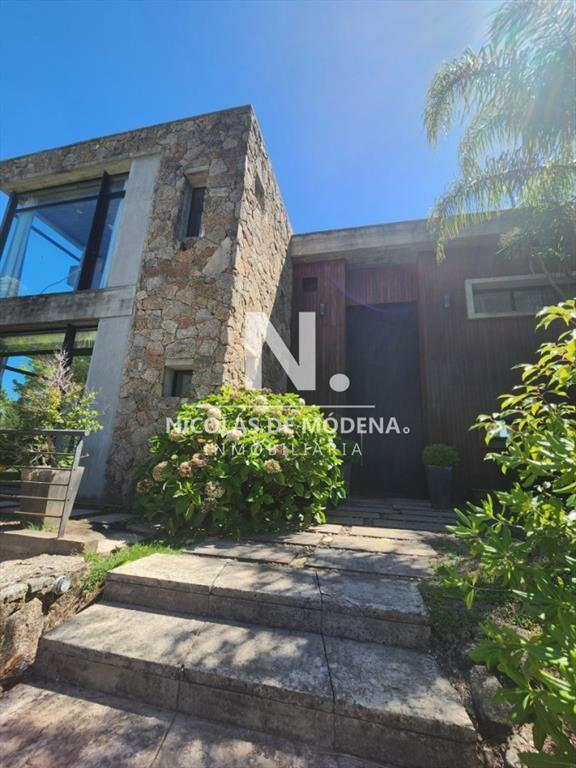 Casa en Alborada - Punta del Este de 5 dormitorios