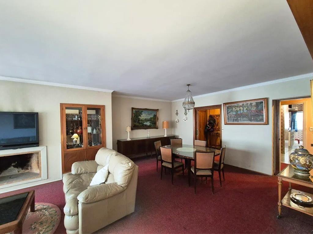 Apartamento en venta c/ cochera en Pocitos