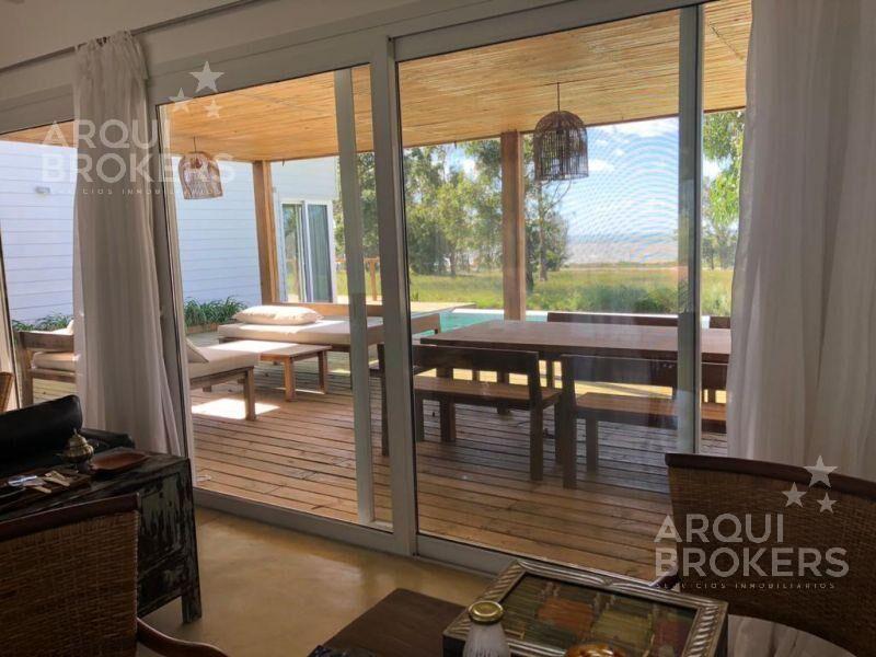 Casa de 4 dormitorios en alquiler en Eden Rock