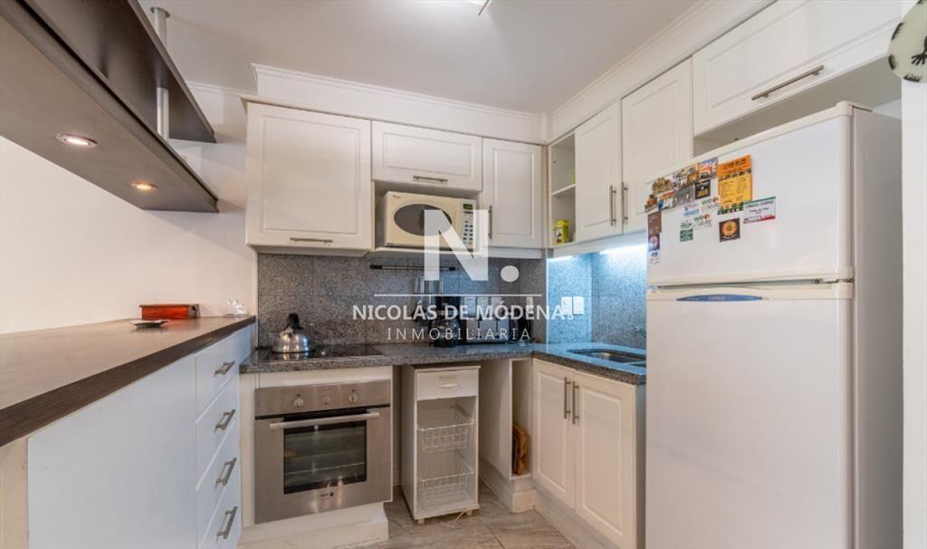 Departamento de 1 dormitorio en venta en complejo