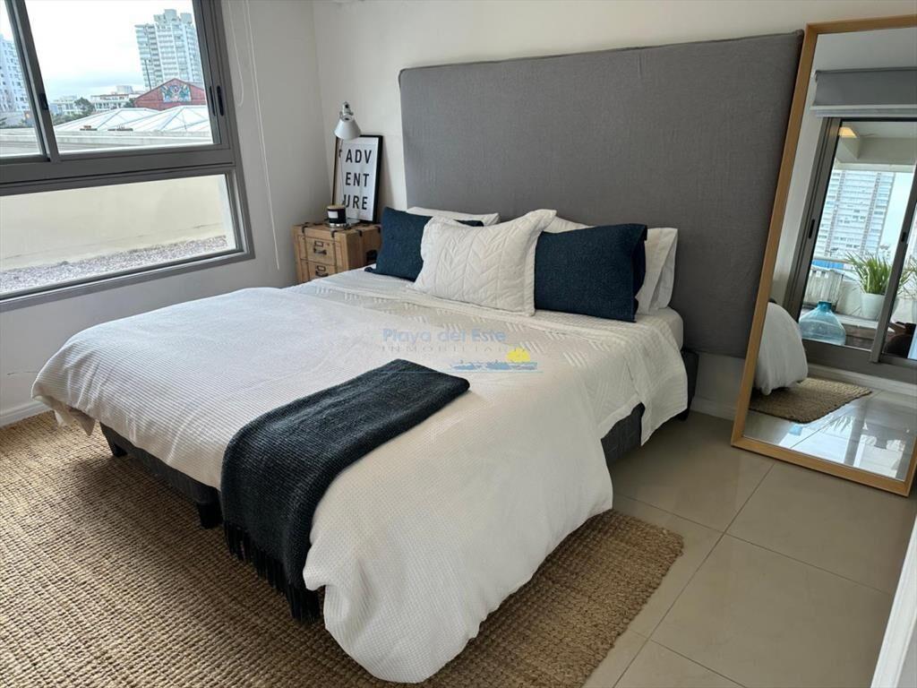 Apartamento en Alquiler de 3 dormitorios en Torre